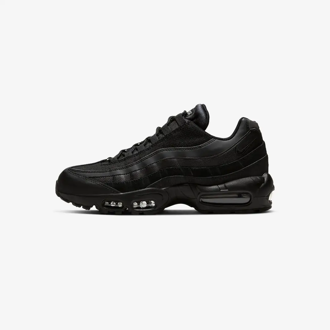 Air Max 95 “Triple Black” (Beden: 46)