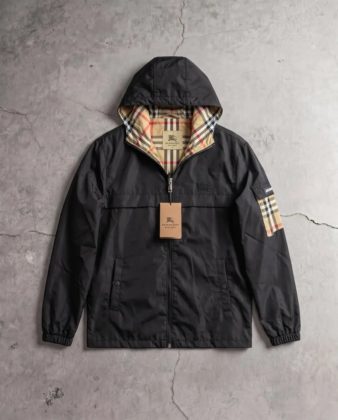 Burberry Yağmurluk (Beden: XXL)