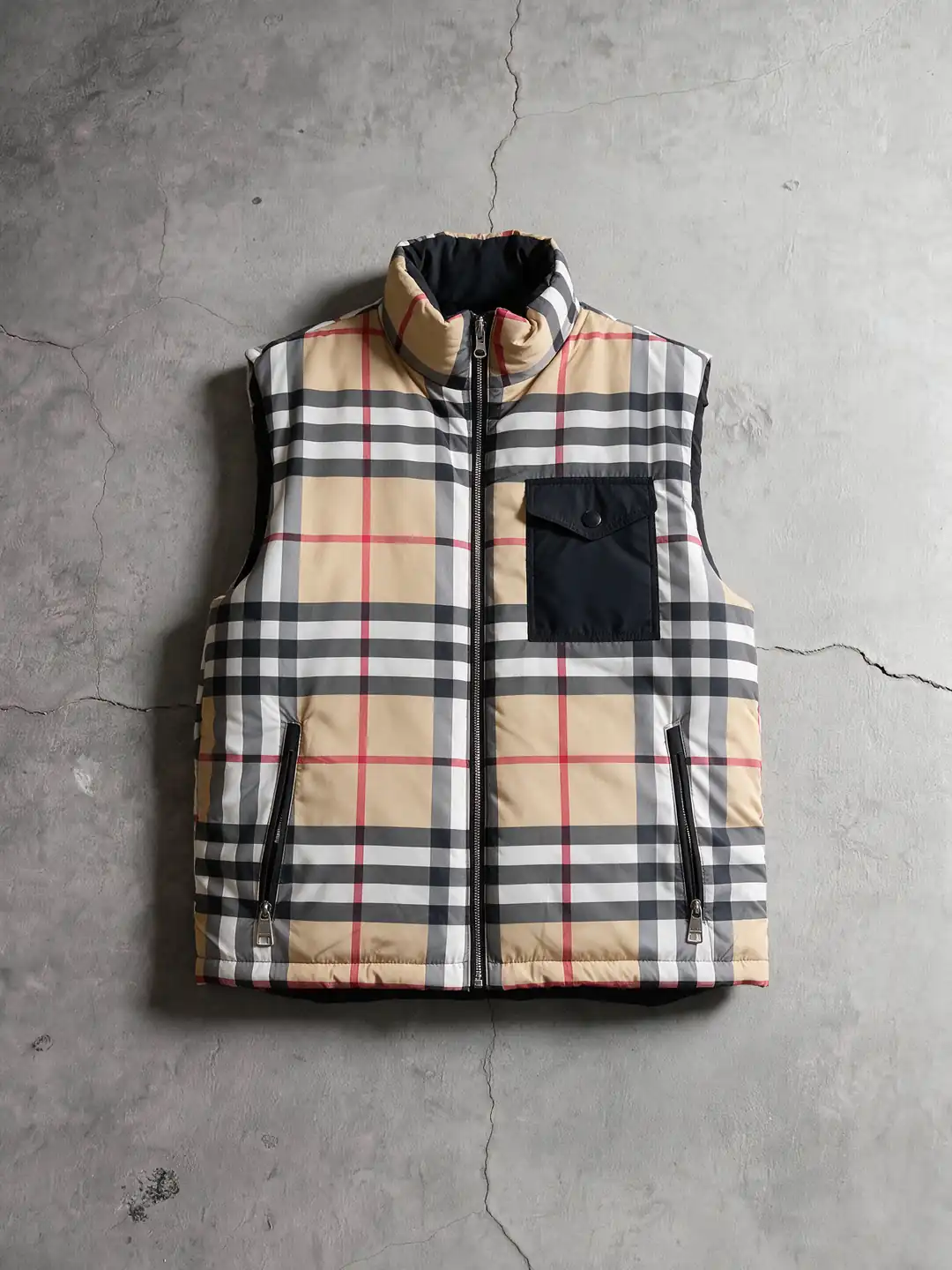 Burberry Çift Renk Yelek (Beden: XXL)